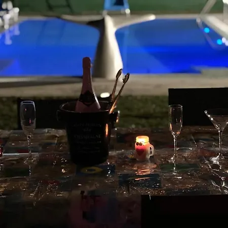 펜션 Casa Bellavista Con Piscina En Caldes Costa Brava 칼데스데말라벨라