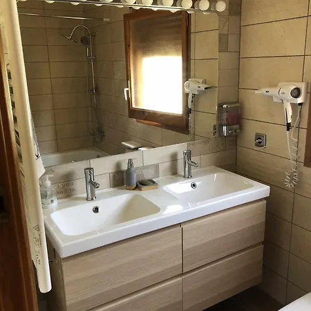 Casa Bellavista Con Piscina En Caldes Costa Brava Caldes de Malavella